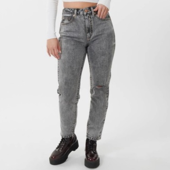 Garage Denim Mom Distressed Jean Black White Grey Gray 09/29 Washed Denim - Picture 1 of 15